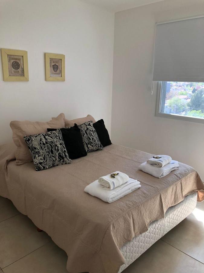 Villa Ober Suites Neuquen Bagian luar foto